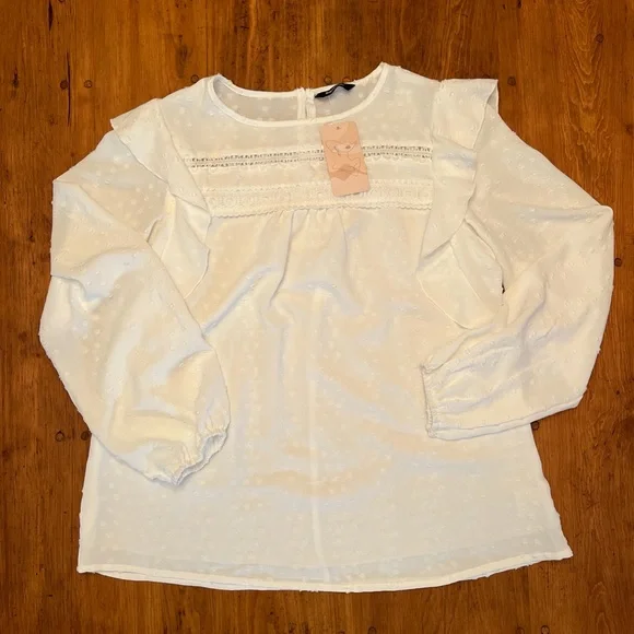 NWT Pretty White Ruffle, Long Sleeve Top - Picture 15 of 16